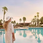 Resort Akka Alinda 5*