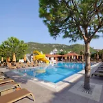 Akka Alinda Resort 5*