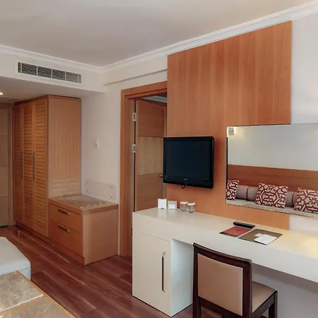 Akka Alinda 5*