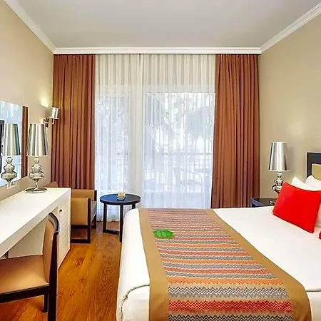 Akka Alinda Resort 5*