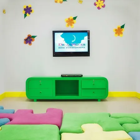 Akka Alinda - Premium Ultra