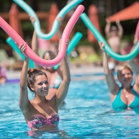 度假村 Akka Alinda